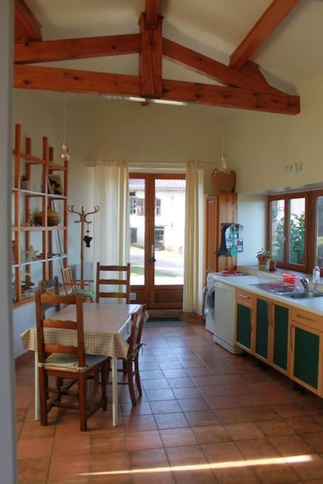 Gite Dans Un Hameau De Charme Castelnau-Durban Bagian luar foto